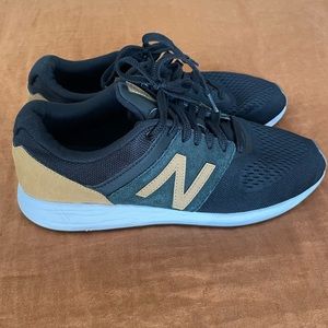 NEW BALANCE Men’s Lifestyle Shoes (9.5)